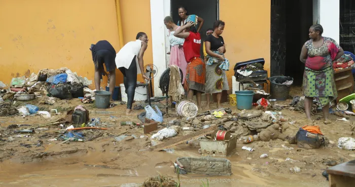 reportage-pluies-diluviennes-drames-des-familles-a-bingerville